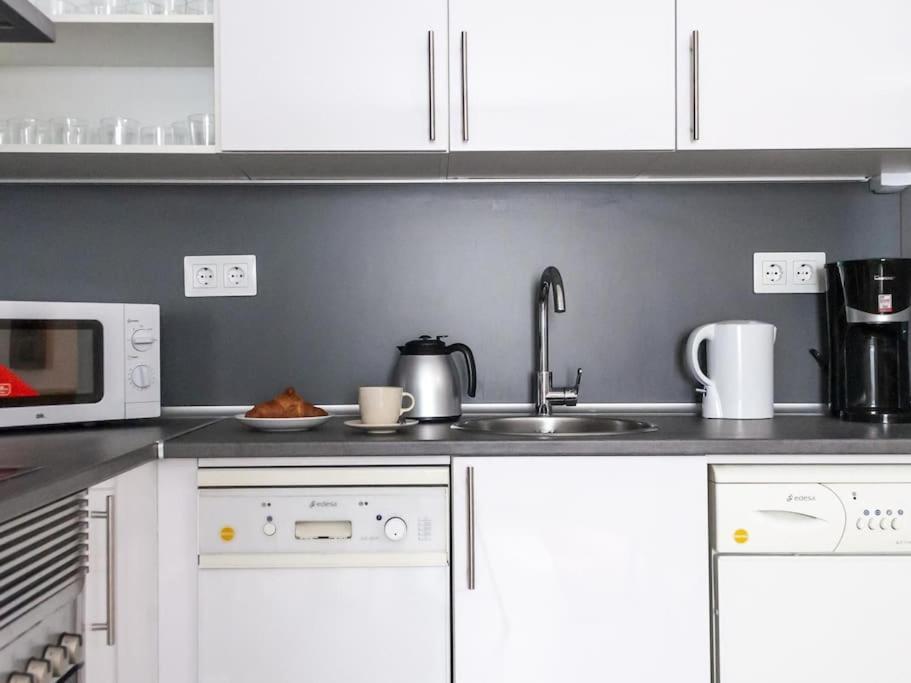 Apartamento En Puerta Del Sol 2 Madrid Exteriör bild