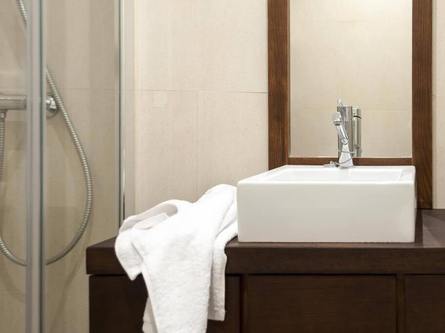 Apartamento En Puerta Del Sol 2 Madrid Exteriör bild